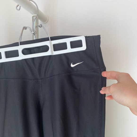 Nike legging capris - Picture 2 of 4